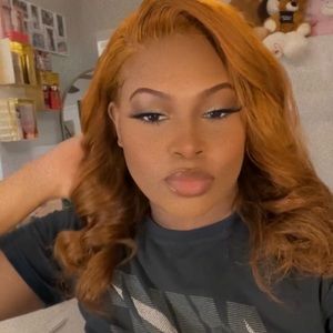 Meet your Posher, Deonä